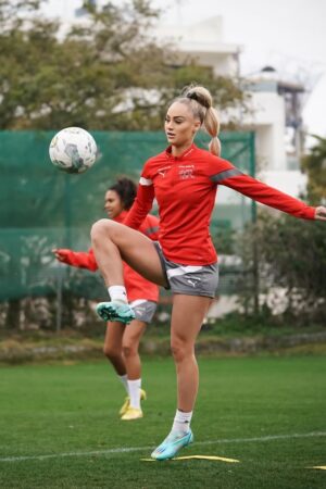 Alisha Lehmann football girl