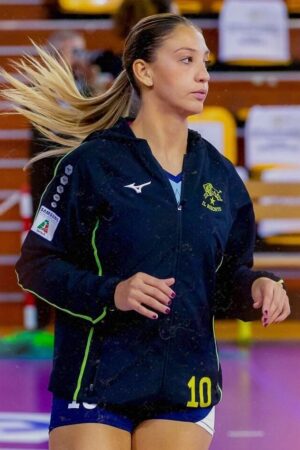 Beatrice Parrocchiale hot volley girl