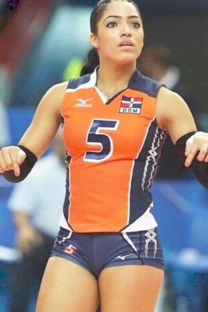 Brenda Castillo volleyball
