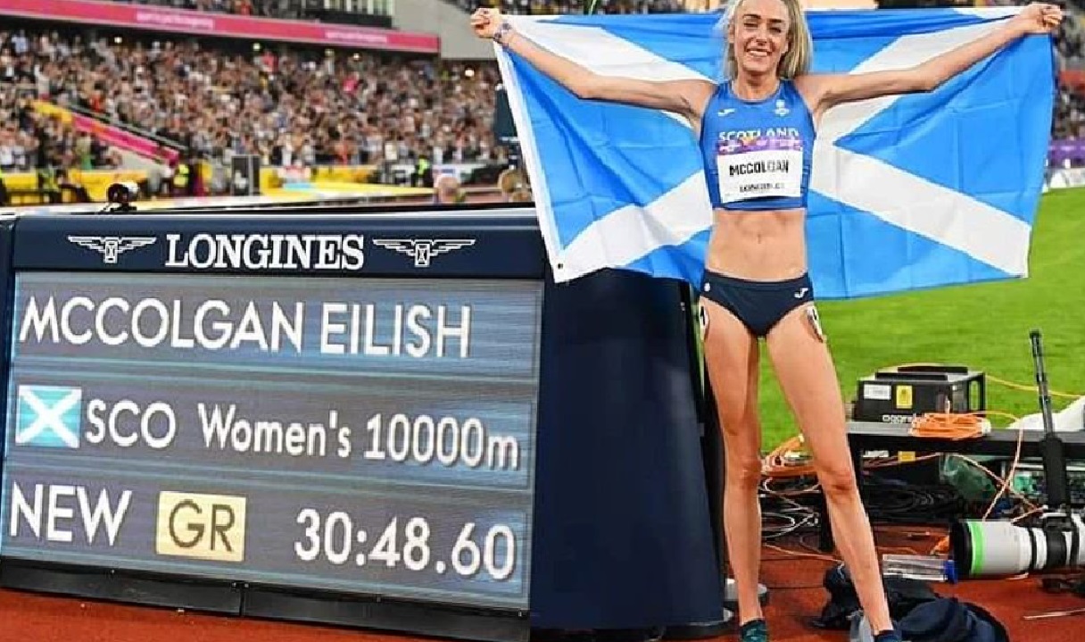 Eilish McColgan 10000m record