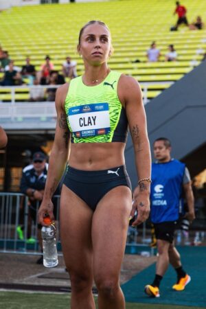 Elizabeth Clay hot