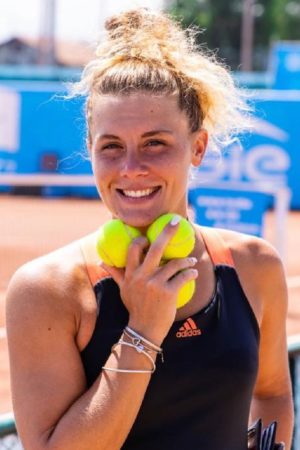 Leolia Jeanjean tennis beauty