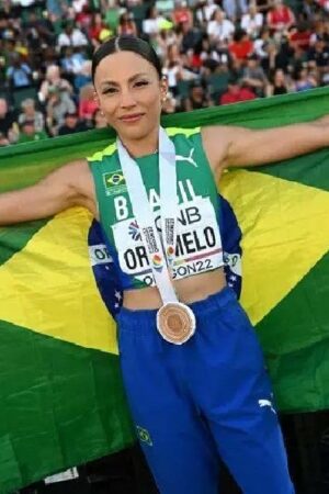 Leticia Oro Melo athlete babe