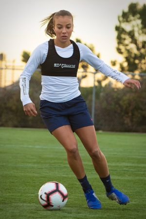 Mallory Pugh hot soccer