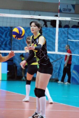 Sabina Altynbekova volleyball girl