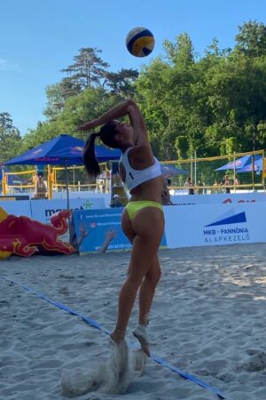 Szonja Stollar hot volley girl