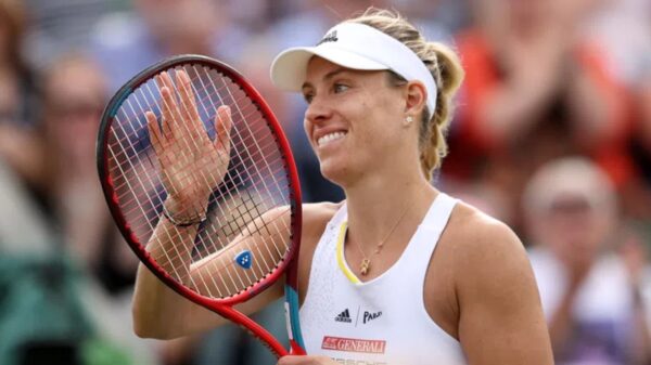 Angelique Kerber tennis return