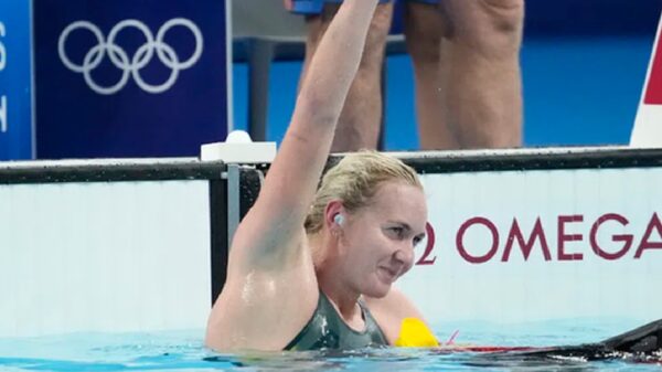 Ariarne Titmus swimming