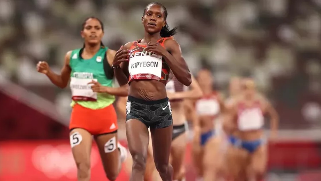 Faith Chepngetich Kipyegon 1500m run