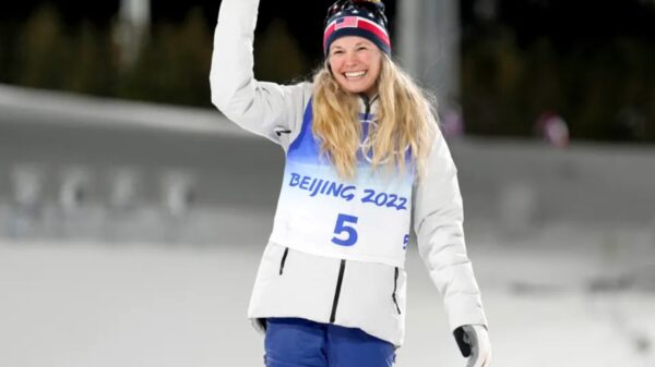 Jessie Diggins skiing