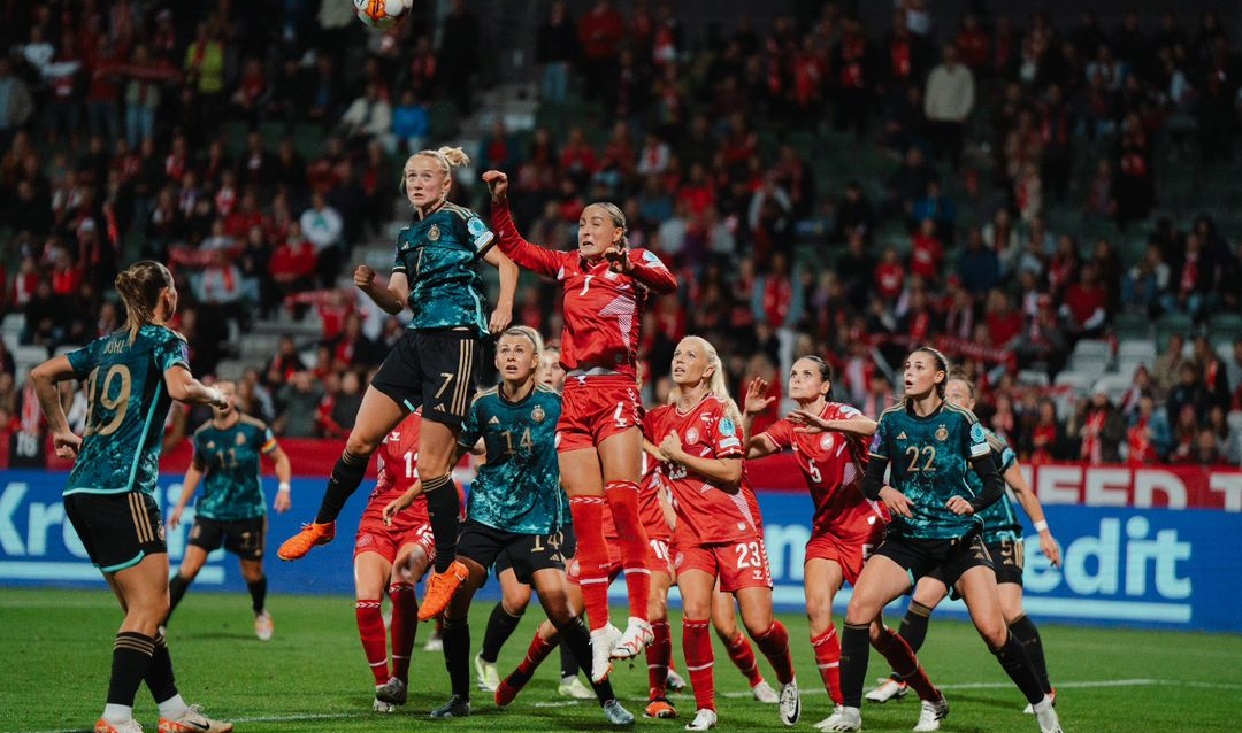 Lea Schuller goal Bayern Frauen FC