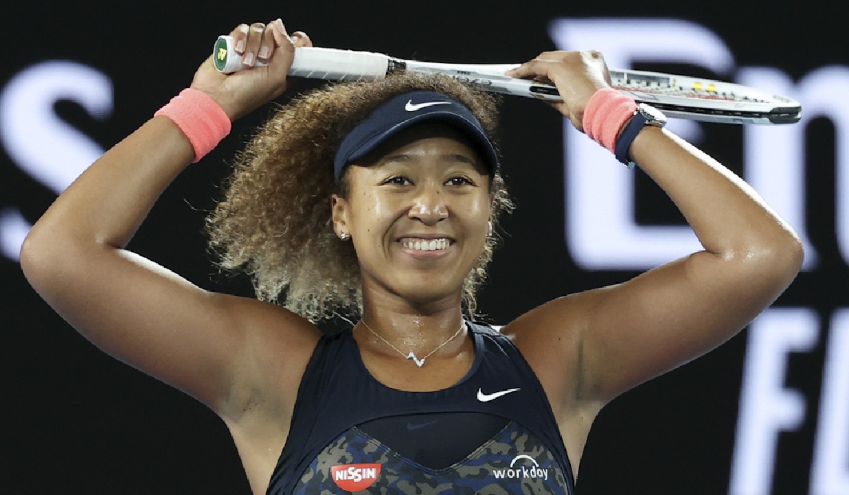 Naomi Osaka tennis play