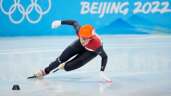 Suzanne Schulting short track speed skating