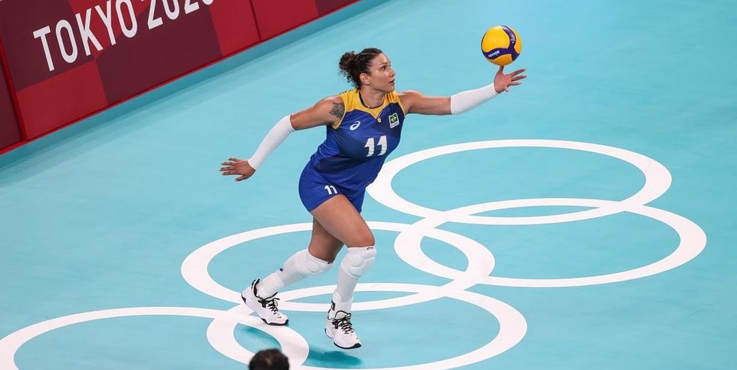 Tandara Caixeta volleyball