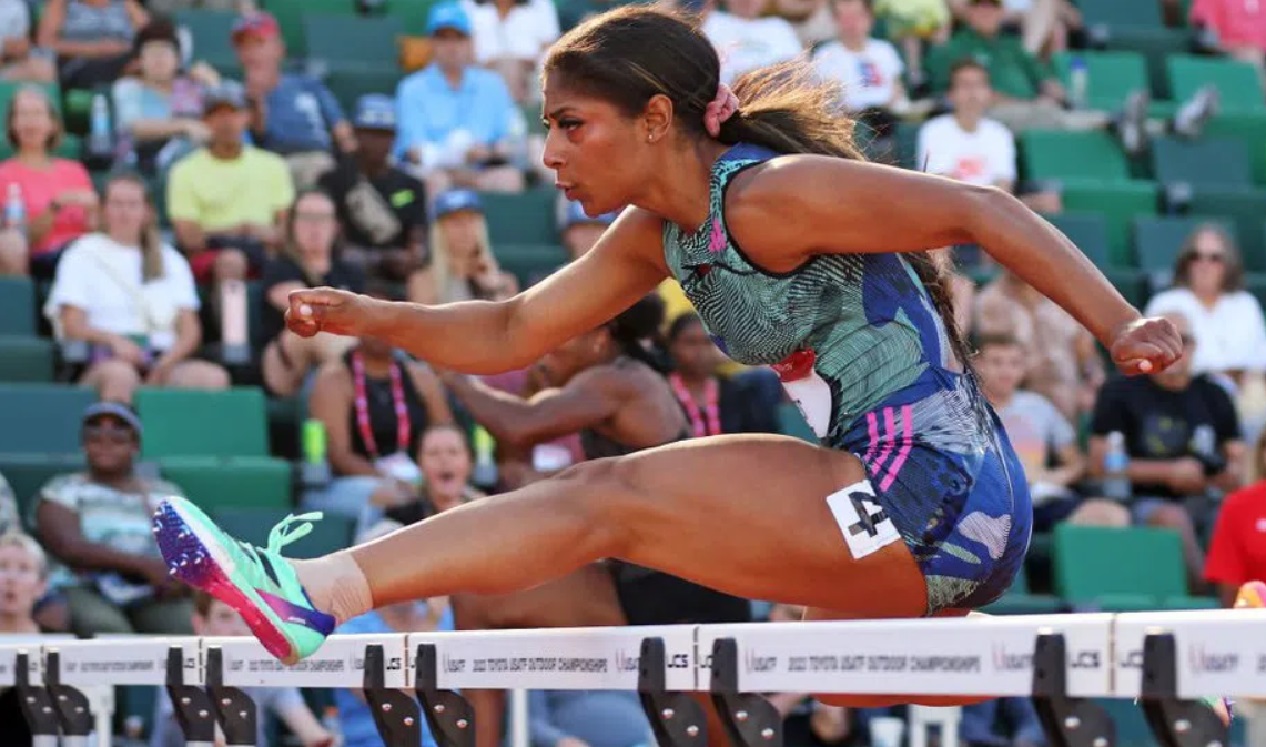 Tia Jones 60m hurdles