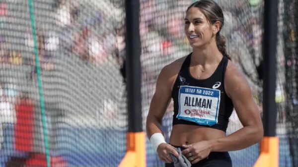 Valarie Allman discus throw