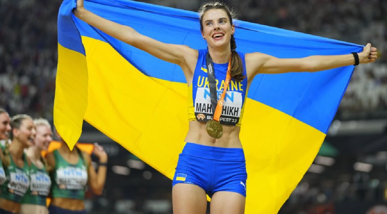 Yaroslava Mahuchikh high jump